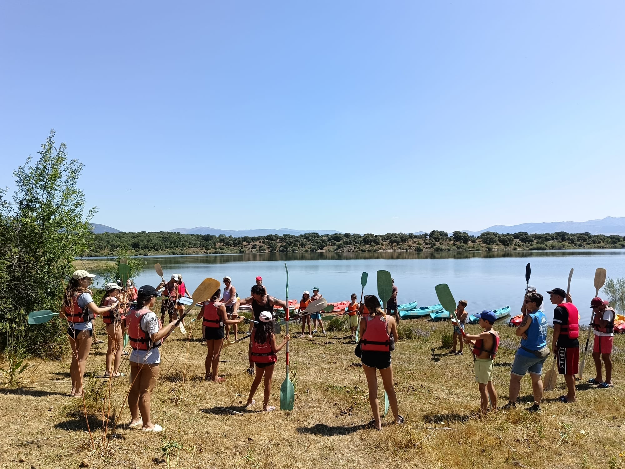 Piraguas pinilla Buitrago Campamento La Cabrera Sierra norte Shango Ocio Aventura